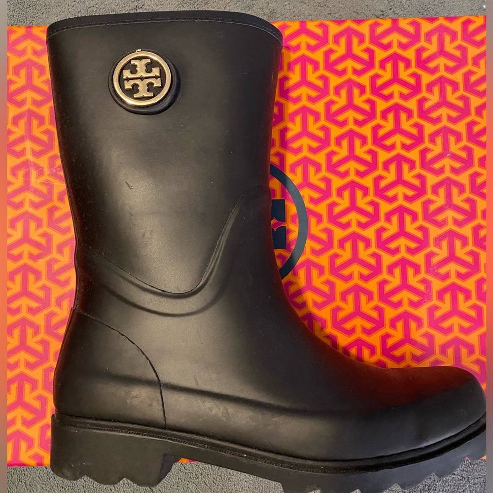 Tory Burch Maureen Navy Rain Boot